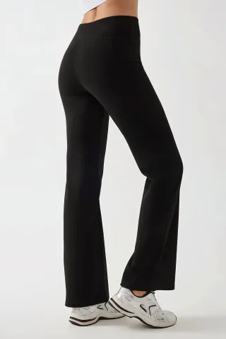 Hoch geschnittene weit geschnittene Crepe-Hose