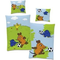 BERONAGE Kinderbettwäsche Die Sendung mit der Maus Fußball-Turnier Bettwäsche Linon / Renforcé, 100% Baumwolle, 2 teilig, 135x200 + 80x80 cm