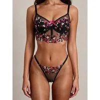 Elegant Love Set: Longline-BH Dessous set aus Stickereispitze: Bügel-BH mit passendem Slip (Set, 2-tlg., mit String) romantische Reizwäsche, elegantes Lingerie-Set, floraler Unterwäsche