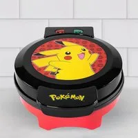 Uncanny Brands Waffeleisen Pokémon Pikachu Waffeleisen - Antihaft Waffle Maker