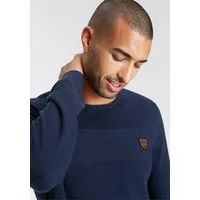 Bruno Banani Rundhalspullover aus Feinstrick, mit Badge und Markenlabel, schmale Passform