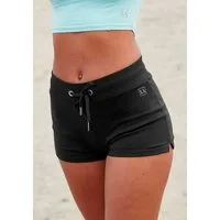 LASCANA ACTIVE Shorts mit kleinen Seitenschlitzen