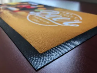 25 Bedruckte Barmatten  mit Logo / Thekenmatten 600 mm x 190 mm | Größe: Weitere Maßanfertigung