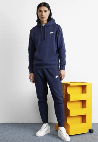 Nike Herren Sportswear Club Fleece Trainingsanzug mit Kapuze in Navy
