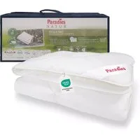 Paradies Kunstfaserbettdecke Paradies Sommer Bettdecke Bella Bio sommerleicht Sommerdecke 135x200, Füllung: Paradies Softcell Fasertechnologie für dauerhaft bauschiges Volumen, 80% Polyester (50% recycled), 20% Lyocell, Bezug: 100% Bio- Baumwolle, Kl
