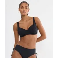 Triumph Bügel-Bikini-Top Summer Twist W 01, Minimizer - verkleinert die Brust optisch um eine Cup-Größe