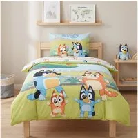 MTOnlinehandel Kinderbettwäsche Bluey Renforcé in 135x200 + 80x80 cm, Geschenkidee, 100% Baumwolle, 2 teilig, Wendebettwäsche für Mädchen und Jungen, Bingo & Bluey