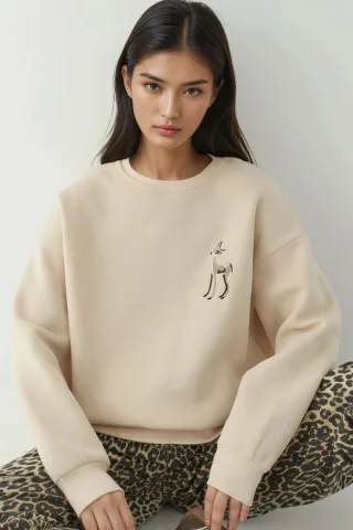 Komfort Sweatshirt mit Tiermotiv, bestickt, mit erhöhtem Rundhalsausschnitt