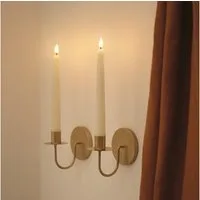 Lights4fun LED-Kerze 2er Set TruGlow® LED-Stabkerzen mit Wandhaltern & Fernbedienung