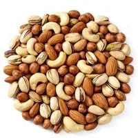 We_Natur Nüsse Premium Nussmix–Pistazien, Mandeln, Haselnüsse & Cashews 800gr, 800 g, Pistazie, Haselnuss, Mandel, Cashew
