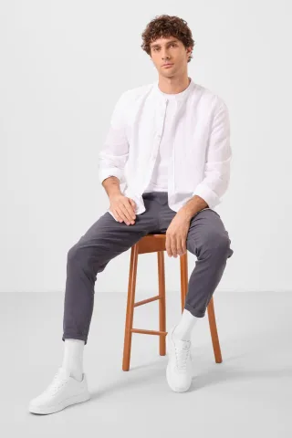 Herren Chinos aus Gabardin mit geradem Bein