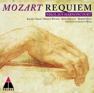 Requiem [Audio CD] Harnoncourt Cmw MozartWolfgang Amadeus