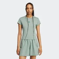 adidas Originals T-Shirt ESSENTIALS SLIM sportlicher Stil, schmale Silhouette, aus Single Jersey