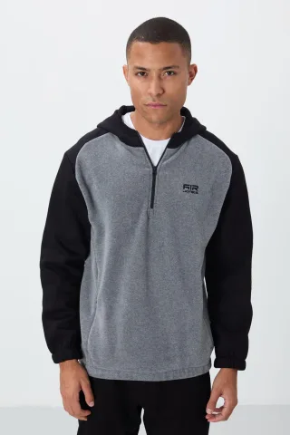 Herren Farbblockierter Halbzip Plush Sweatshirt
