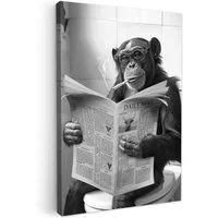 OneMillionCanvasses® Leinwandbild Schimpanse - Affe - Zeitung - Toilette - Humor, Fotodruck (1 St), Badezimmer Deko, Bilder WC, Toilette Wanddeko 20x30 cm