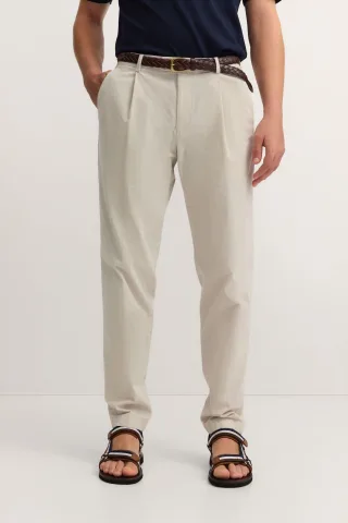 Bugatti Herren Bundfaltenhose aus Luxury Pima Cotton Feincord