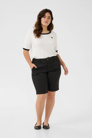 Shorts Regular fit Black