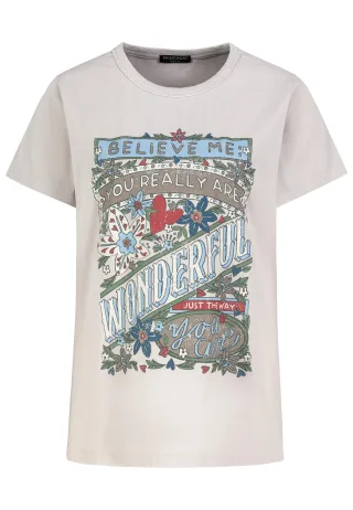Authentic Style - RE9CIFQtU2hpcnQgUHJpbnQg light sand - Gr. - XS