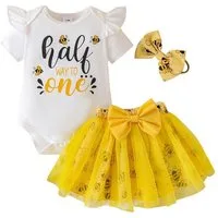 Gluckids Shirt, Rock & Haarband Sommerliches Outfit für Babymädchen Kurzarmbody mit Netzrock Stirnband (Set, 3-tlg) Niedliches Babyset mit Bienenmuster, für Sommerpartys und Geburtstage.