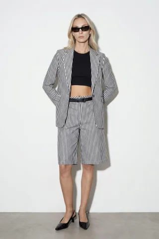 Damen Hochtaillierte Gestreifte Gürtelschnitten Shorts