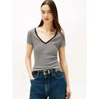 Tommy Jeans Kurzarmshirt TJW SLIM ESSENTIAL RIB V SHORT SLEEVE mit gerippter Struktur, V-Ausschnitt, Slim Fit