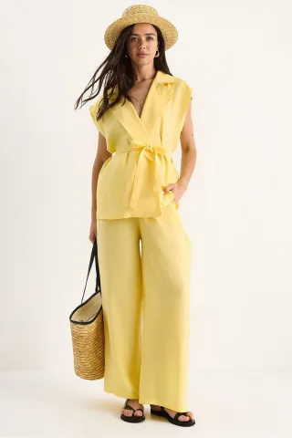 Weste und weite Hosen Set