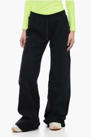 Straight Fit ROUND Jogginghose aus gebürsteter Baumwolle in Schwarz