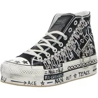 NAN-KU Sneaker
