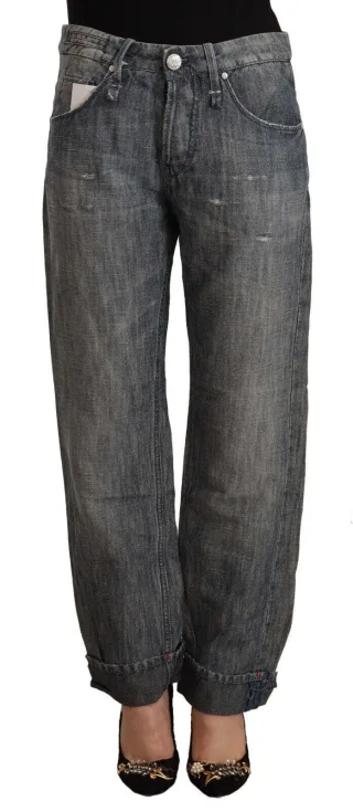 Lässige Jeans mit Cupped Saum und Used-Look