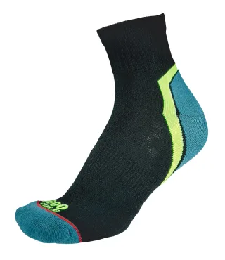 1000 Mile - Herren Aktive Viertel Repreve Gepolsterte Socken mit Flachnaht - Schwarz / Türkis