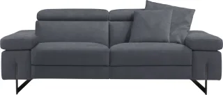Egoitaliano 2,5-Sitzer "Candice, elegant und edel, hochwertiges Designsofa, bequem" Kopfteile manuell verstellbar, titanumfarbene Kufenfüße