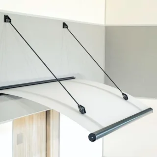 Vordach Bochum, Zugstangenvordach, Aluminium, Glas, Anthrazit, mit integrierter Regenrinne, individuell konfigurierbar