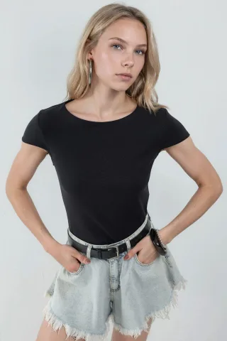 Schwarz