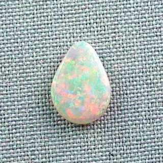 Crystal Opal 3.33 ct Multicolor Opalstein Vollopal