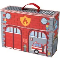 Playtive Spiel Playtive Spielkoffer 13-teilig fördert Kreativität, Spielkoffer Feuerwehrstation, Große Spielfläche mit 12 Zubehörteilen