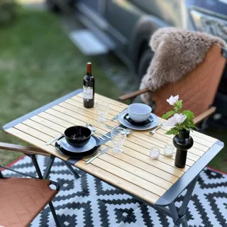 Campingtisch rollbar Aluminium Bambus 111x72x70cm | Bo-Camp Urban Outdoor Rolltisch stabil für Garten Balkon Vanlife klappbar.