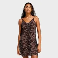 adidas Sportswear Shirtkleid SEASONAL ESSENTIALS MIT LEOPARDENPRINT UND 3-STREIFEN