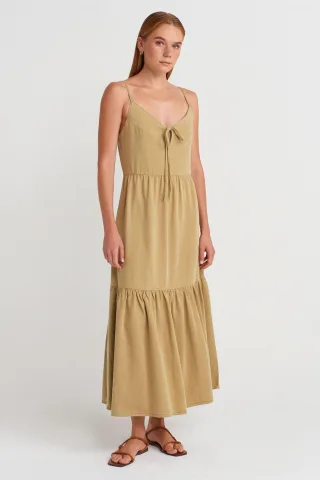 Ärmelloses A-Linien-Maxikleid mit Knotenfront