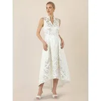 Apart Brautkleid mit Perlenkragen