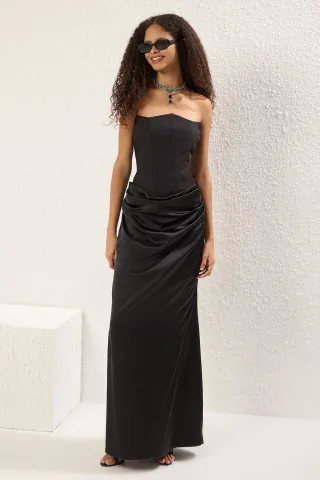 Gerade geschnittenes, ärmelloses, tailliertes Maxi-Cocktailkleid für Damen