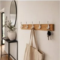 HOOZ Garderobenleiste Bambus – Wandgarderobe mit Metallhaken Natur, 5 Haken Weiß 61 cm (Einzelartikel, 1 Wandhakenleiste), FSC-zertifizierter Bambus, Garderobenleiste mit Metallhaken