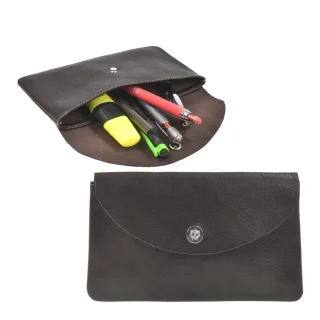 Sonnenleder Stiftetui Leder flach minimalistisch Hempel – mocca dunkelbraun. Edler Handschmeichler für Ihre Schreibgeräte. Jetzt online bestellen!