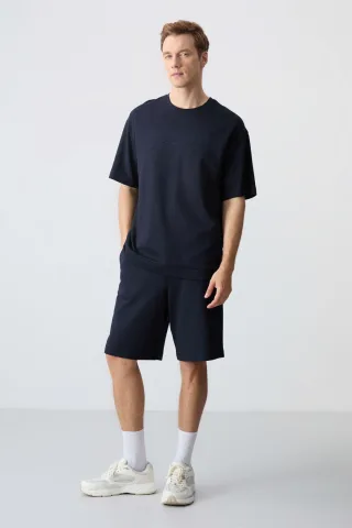 Herren Oversized T-Shirt und Shorts Set aus Baumwoll-Mischung