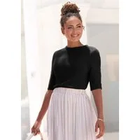 LASCANA Kurzarmpullover mit figurnahem Schnitt aus weichem Strick Sommerpullover, flauschiger Strickpullover, Basicpullover, Halbarm