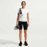 Nike Funktionsshirt W NK ONE FITTED SS TOP atmungsaktiv, Kurzarm, mit Rundhalsausschnitt, schnell trocknend