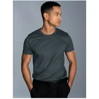 Trigema T-Shirt TRIGEMA Slim Fit T-Shirt aus DELUXE Baumwolle (1-tlg)