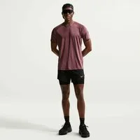 Nike Laufshorts M NK DF STRIDE 5IN HYBRID SHRT (Consumer Facing Name TBD) mit Reißverschlusstasche hinten, schweißableitend und atmungsaktiv