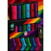 Chili Lifestyle Freizeitsocken 6 Paar LIMITED EDITION Rainbow Unisex Bunte Socken mit Geschenkbox (Multipack, 6-Paar, Geschenkset 6 Farben - Baumwollsocken mit Weichbund ohne Gummidruck) Geburtstagsgeschenk für Damen und Herren in exklusiver Geschenk