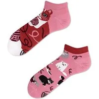 Many Mornings Sneakersocken Many Mornings Sneaker Playful Cat (1 Paar, 1-Paar, 1 Paar) immer ein dismatching Paar