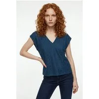 Vero Moda Spitzenshirt VMIRIS CROCHET V-NECK T-SHIRT JRS BTQ